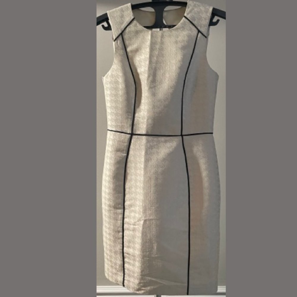 H&M Houndstooth Jacquard Dress